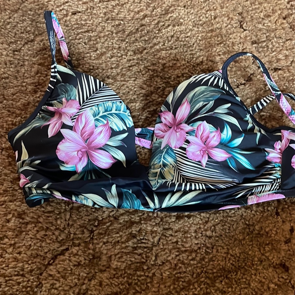 Bikini top